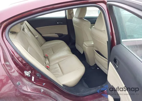 2013 Acura Ilx 2.0L z USA, uszkodzony, nr VIN 19VDE1F56DE020612